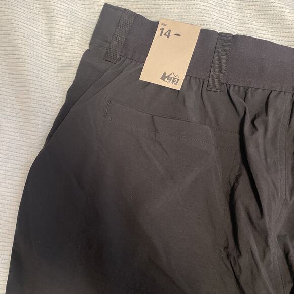 NWT REI Co-op Women’s Sahara Bermuda Shorts Black Size 14 Lightweight Hiking - Picture 6 of 7